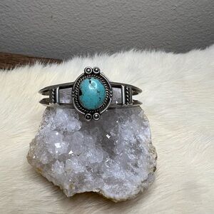 Vintage Native American Sterling Silver Turquoise Cuff Bracelet